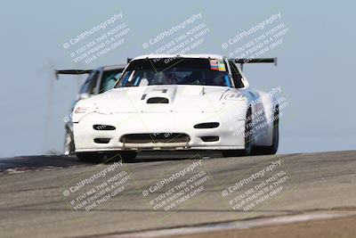 media/Oct-26-2025-CalClub SCCA (Sun) [[8ce1e69566]]/Group 4/Grapevine/